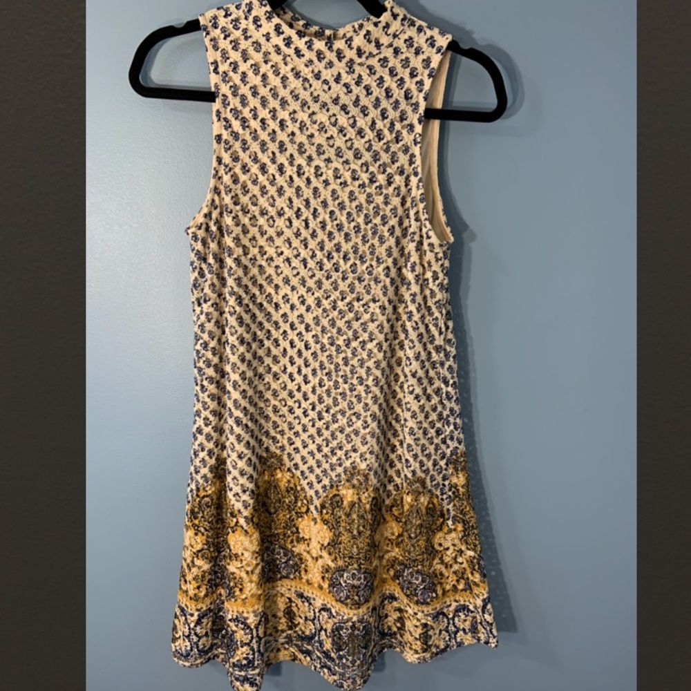 Blue/ yellow, gold/ cream colored dress
